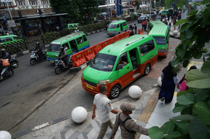 Celukan di depan Alun-Alun Kota Bogor dibuka kembali setelah cukup lama ditutup, Jumat, 4 Juli 2025.