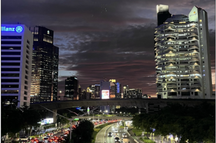 Jalan Sudirman dan MH Thamrin Jakarta yang akan diberlakukan Car Free Night pada Sabtu malam.