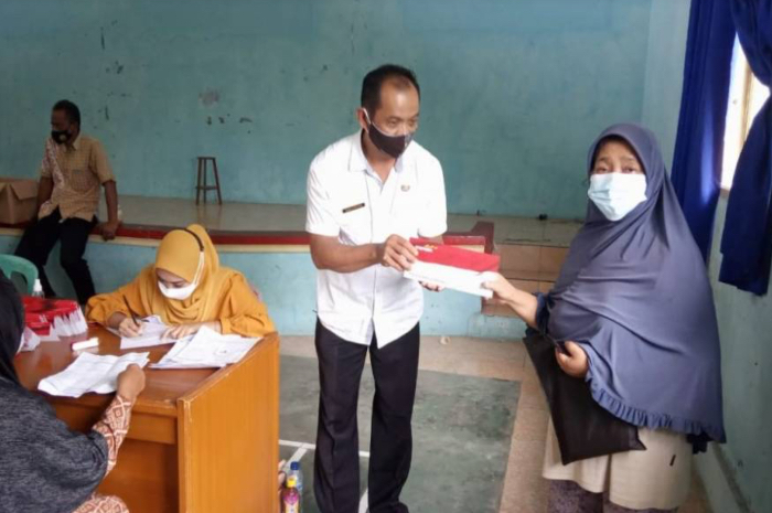 Penyaluran Bansos Desa Margajaya, Ciamis