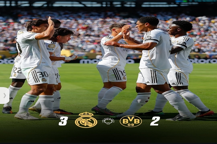 Real Madrid menang melawan Borussia Dortmund.