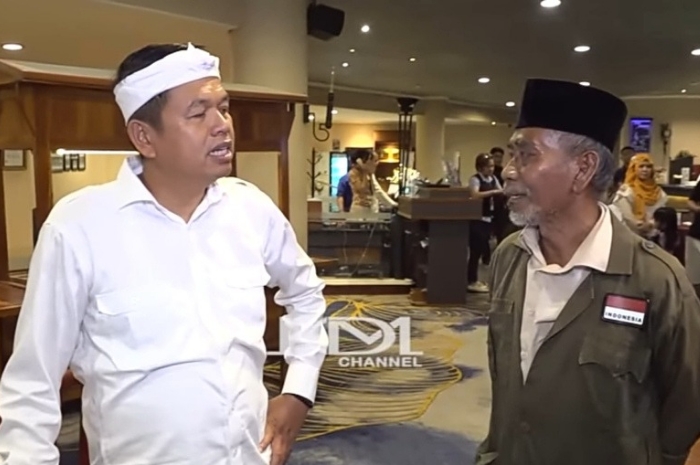 Gubernur Jawa Barat Dedi Mulyadi dan Nanang penjual cincau asal Bogor.