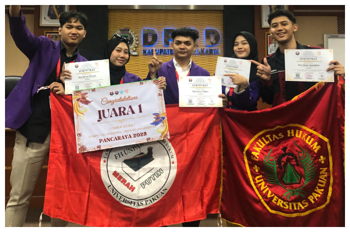 Tim Vibranium Fakultas Hukum Unpak Bogor meraih juara pertama Lomba Debat Nasional UPI Pancaraya 2025 di gedung DPRD Kabupaten Purwakarta, Minggu 6 Juli 2025.
