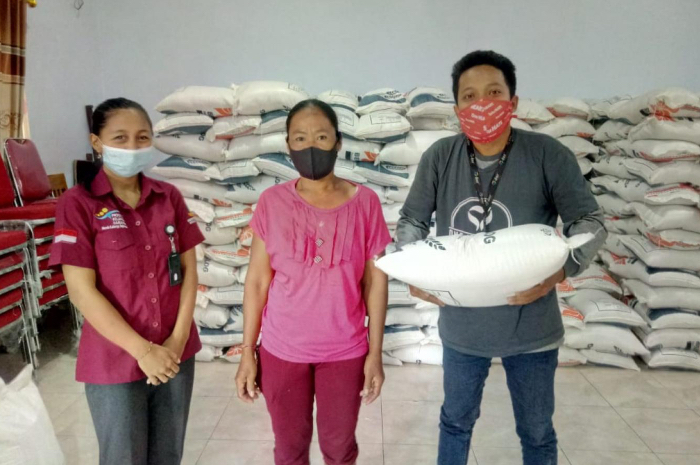 Penyaluran Bansos Beras di Desa Sumberkima