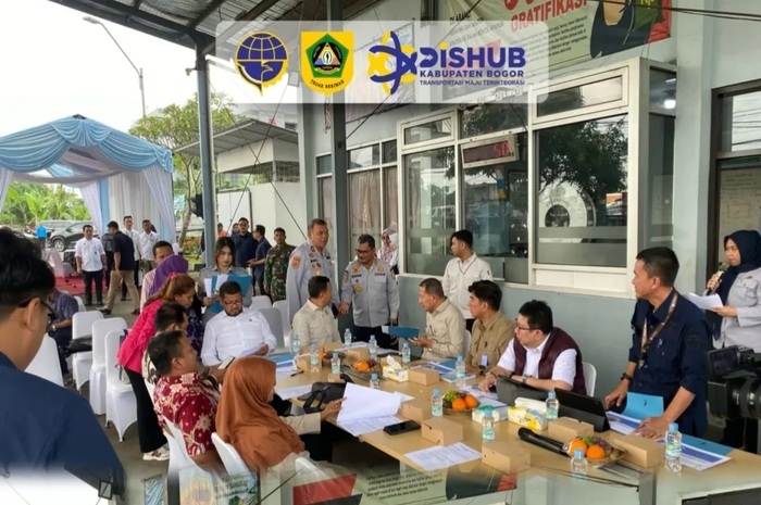 Dishub Kabupaten Bogor menghadiri kunjungan kerja Komisi V DPR RI terkait ODOL.