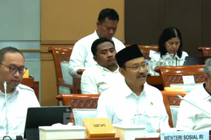 Menteri Sosial Saifullah Yusuf