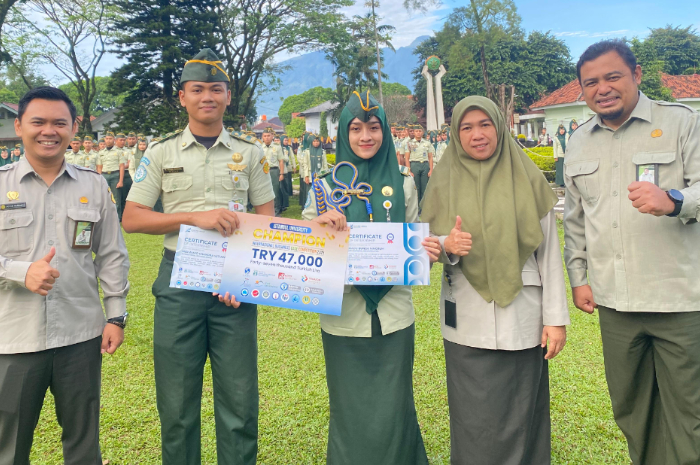 Madu Bunga Ningrum, Mahasiswa Polbangtan Bogor berhasil meraih juara pertama&nbsp;&nbsp;International Business Case Competition 2025 di Turki