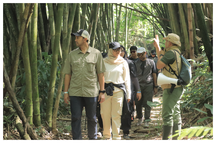Safari Trek Premium, petualangan seru di tengah alam sembari berolahraga.