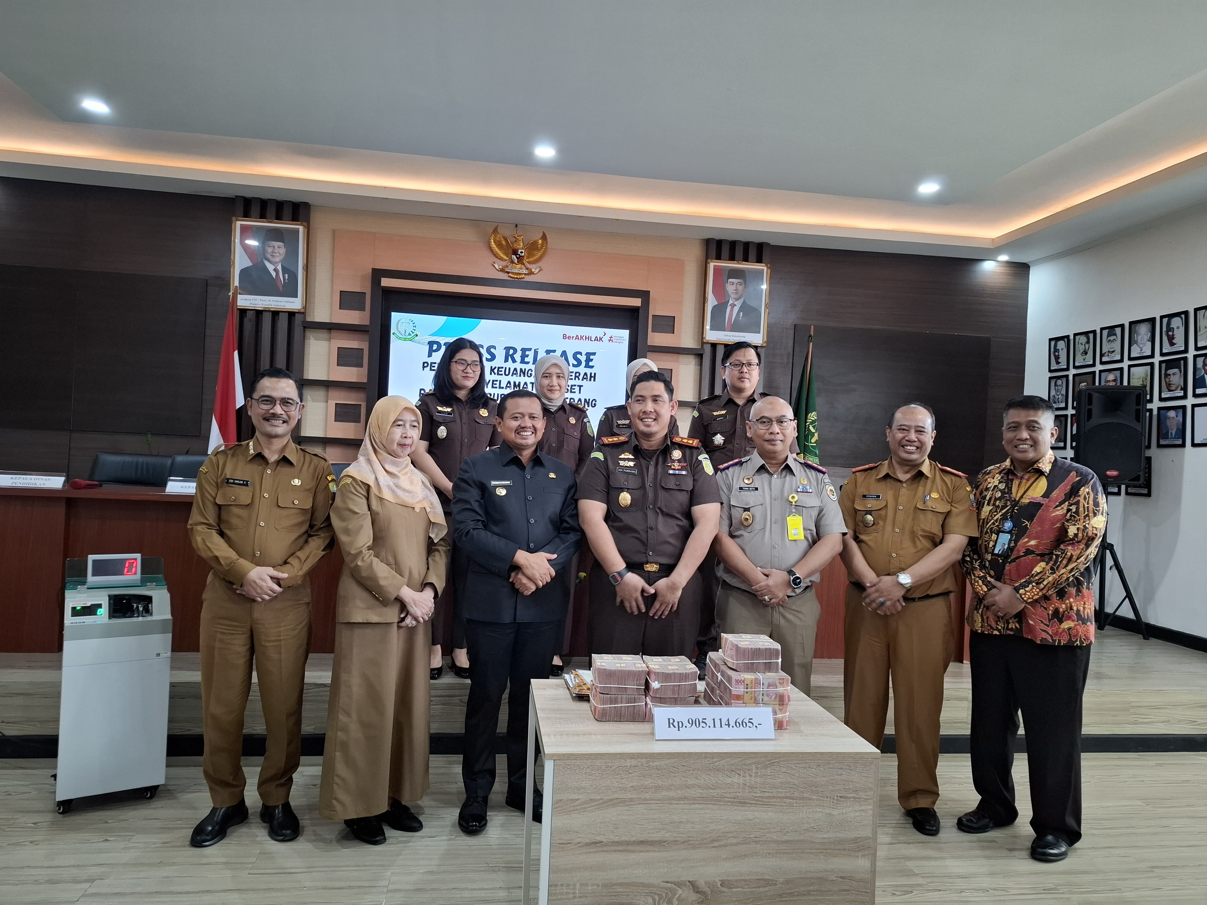 Kejari Sumedang berhasil membantu memulihkan keuangan daerah hingga mencapai Rp905.114.665.
