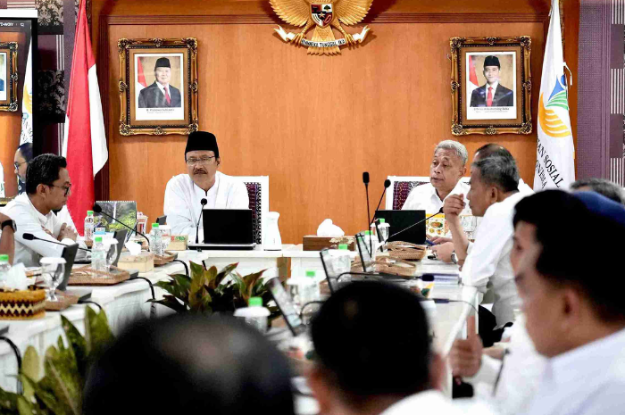 Menteri Sosial Gus Ipul menekankan kepatuhan prosedur.