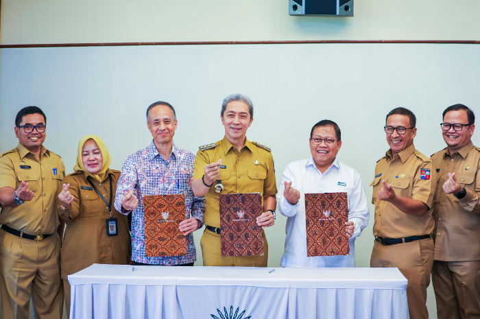 Penandatanganan Mou antara Pemkot Bogor dengan PT Trans Jabar Tol dan PT Suryamas terkait pembangunan akses tol baru di Kecamatan Bogor Selatan.