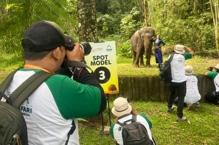 Taman Safari Bogor, dipercaya menjadi tuan rumah untuk rangkaian Roadshow International Animal Photo and Video Competition (IAPVC) 2025.