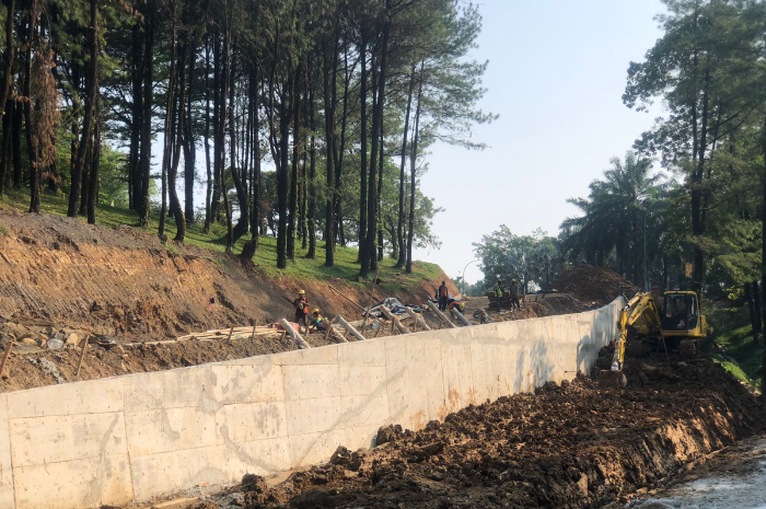 Potret pembangunan sodetan di ruas Jalan Cijayanti, Babakan Madang, Kabupaten Bogor.