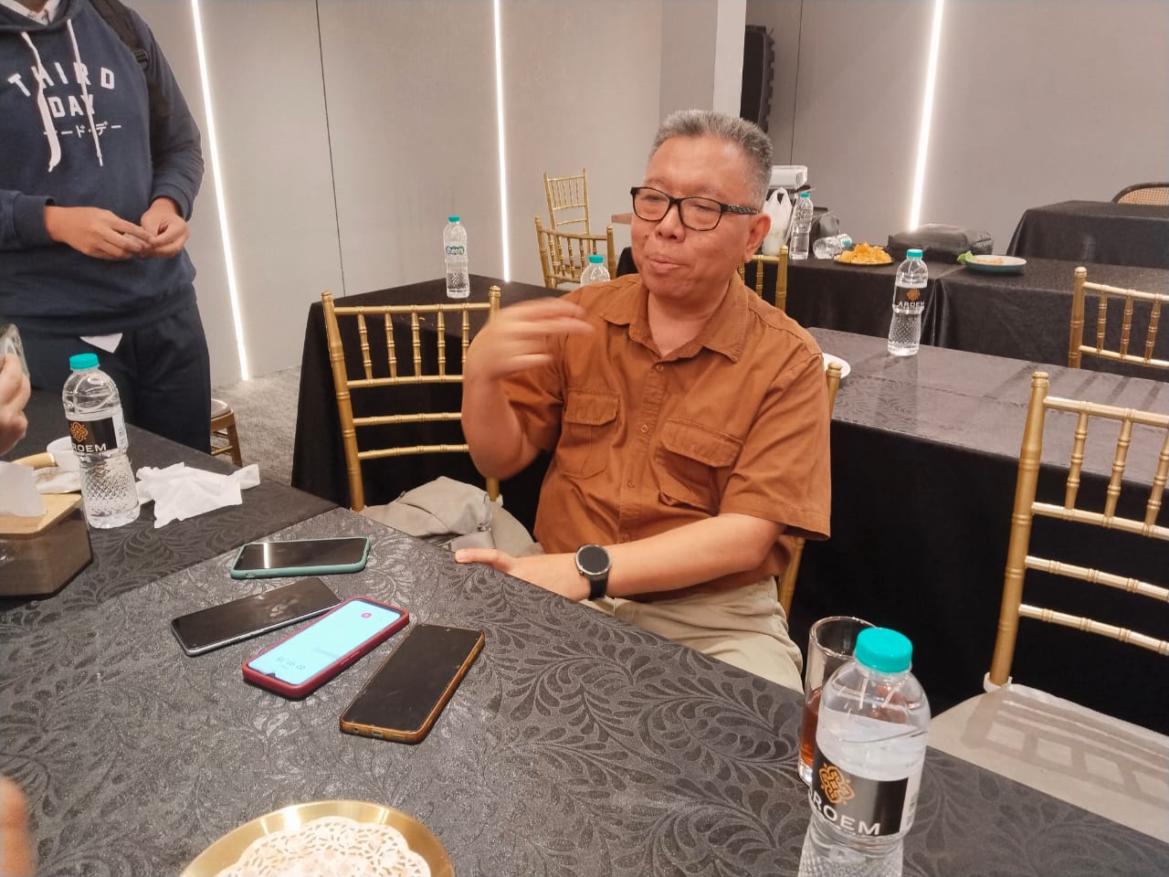 Kepala BPJS Kesehatan Cabang Cibinong, Ichwansyah Gani, saat memberikan keterangan pers.