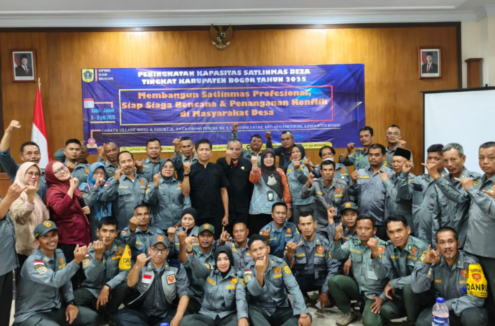Satlinmas saat mengikuti kegiatan peningkatan kapasitas tingkat Kabupaten Bogor bersama BPJS Ketenagakerjaan.