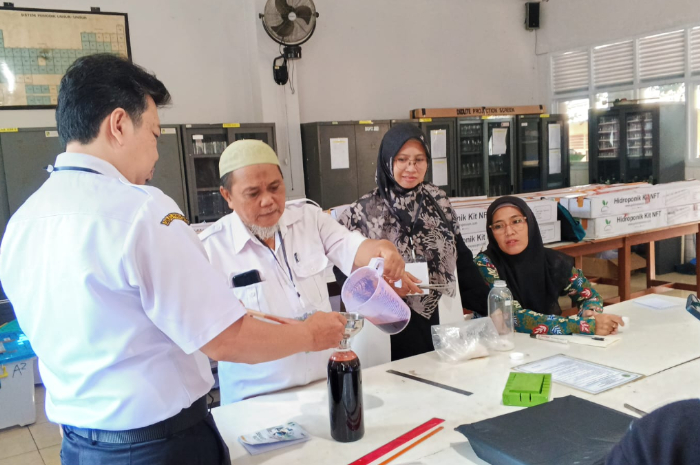 SEAMEO BIOTROP (Southeast Asian Regional Centre for Tropical Biology) menggelar pelatihan pertanian perkotaan.