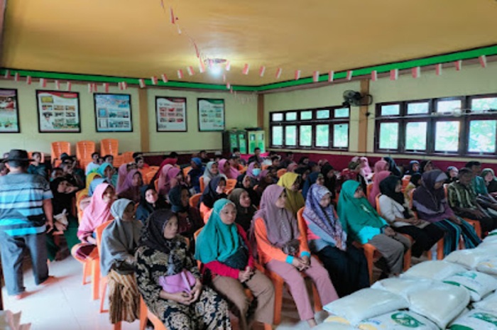 KPM antri bansos PKH dan BPNT