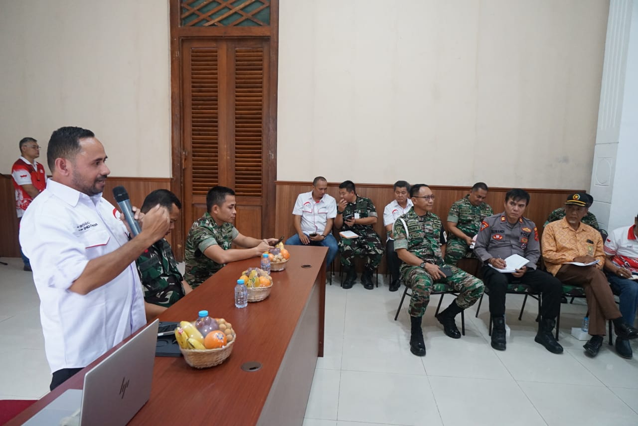 Rapat koordinasi panitia Festival Merah Putih 2025 di Makodim 0606 kota Bogor.