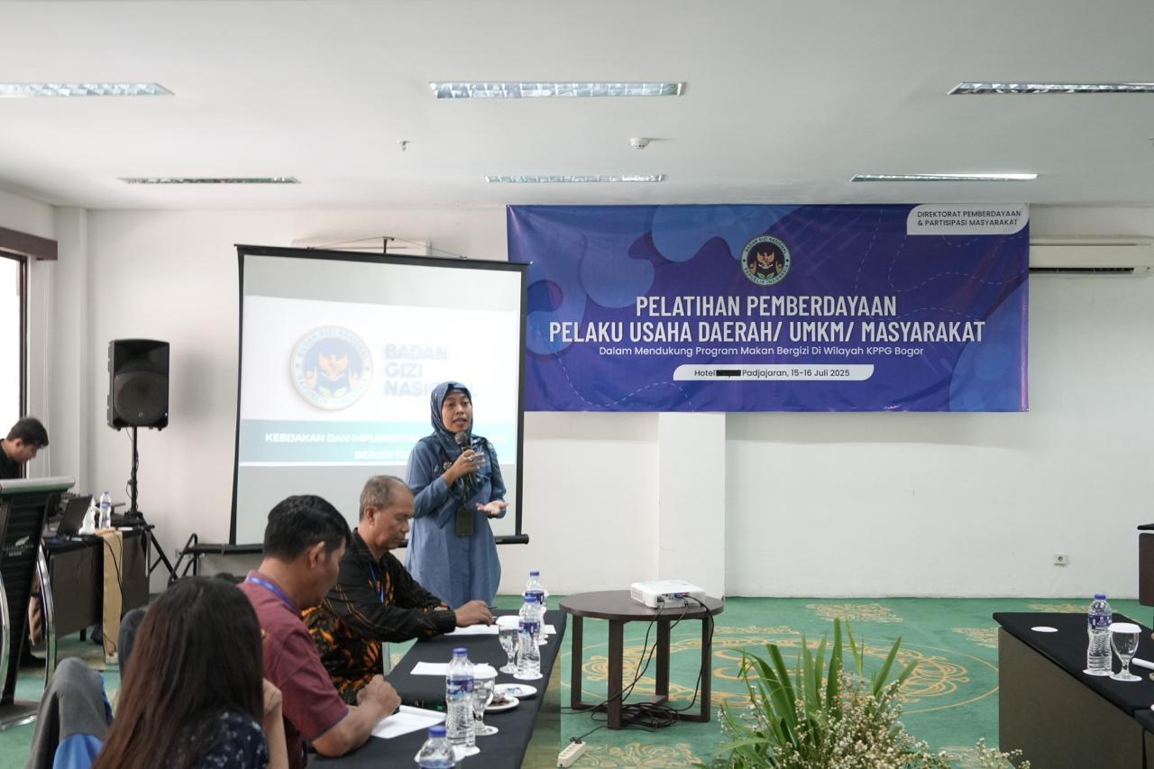 Pelatihan pemberdayaan pelaku usaha lokal.