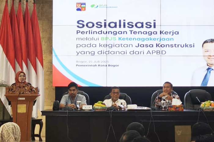 Sosialisasi dan evaluasi perlindungan tenaga kerja bagi pekerja jasa konstruksi yang digelar Pemkot Bogor bersama BPJS Ketenagakerjaan Jumat 25 Juli 2025.