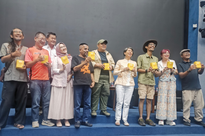 Komunitas BHW bersama pelaku UMKM kopi lokal menggelar peringatan 100 Tahun Kopi Bah Sipit di Kota Bogor Sabtu, 27 Juli 2025.