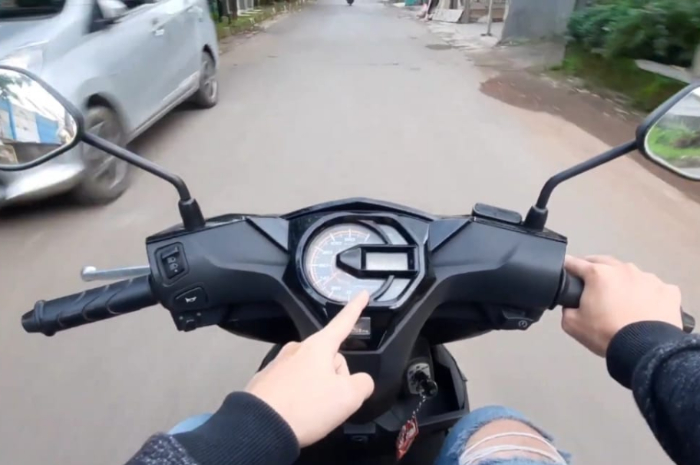 Tips agar motor tetap irit dan nyaman dipakai sehari-hari.