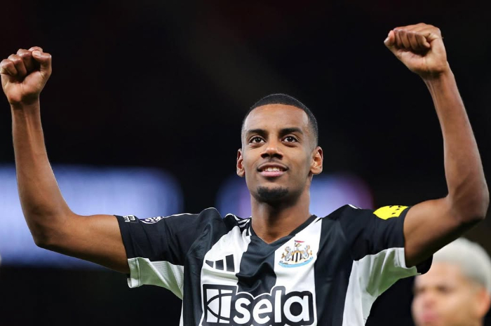 Alexander Isak, Striker andalan Newcastle United