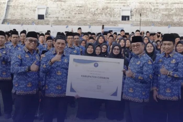 Pelantikan 1.735 PPPK Kabupaten Cirebon