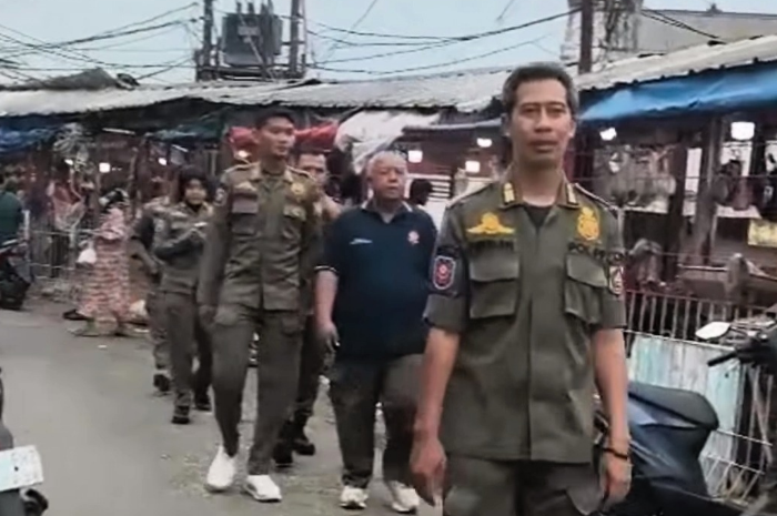 Penertiban PKL dikawasan Cibinong Raya
