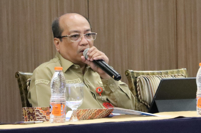 Horas Maurits Panjaitan, Plh. Dirjen Bina Keuda Kemendagri, pada Rapat Kerja Teknis I Asosiasi DPRD Kota Seluruh Indonesia (ADEKSI) tahun 2025.