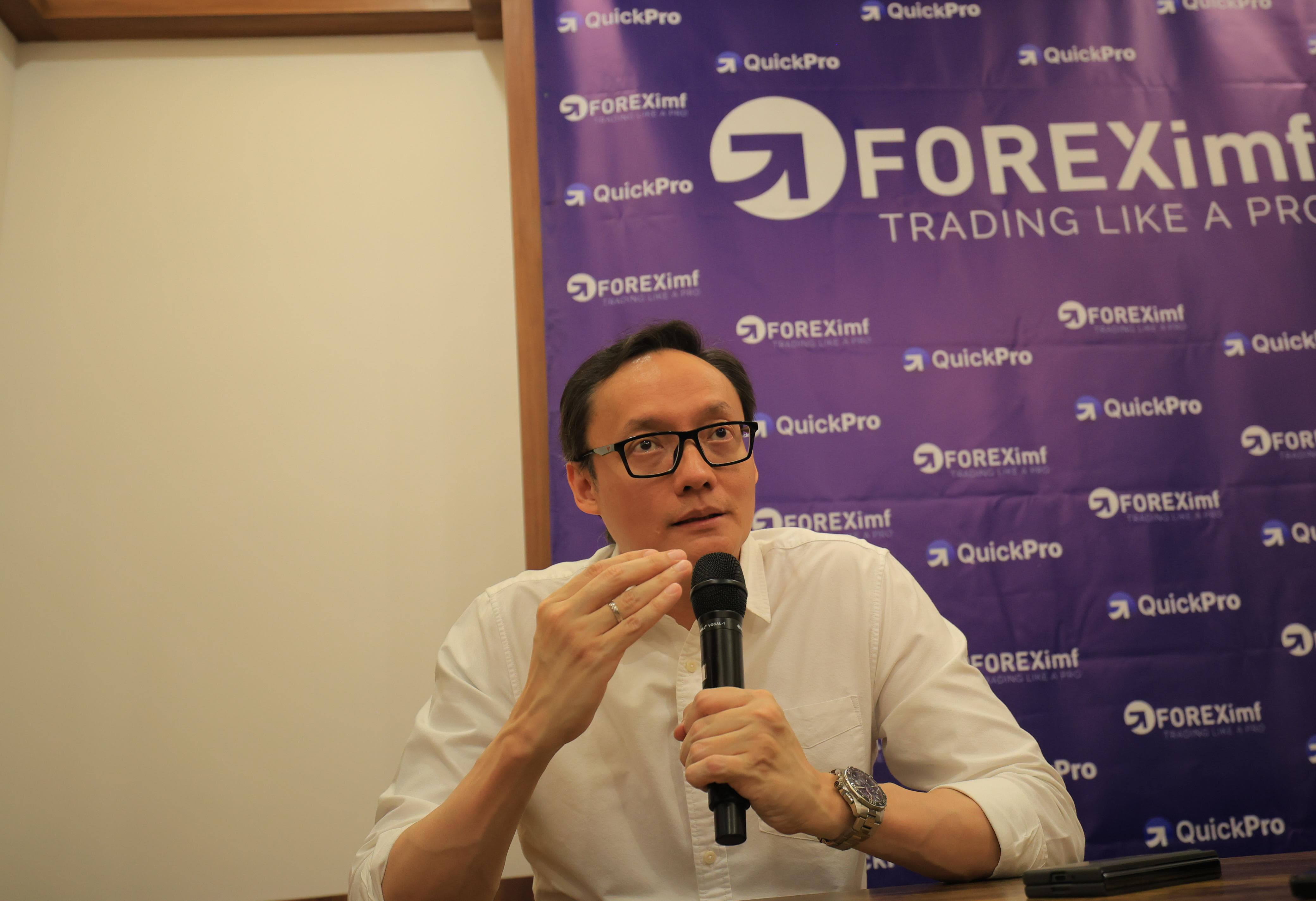 Freddy Chandra, Presiden Direktur FOREXimf, menghadiri penandatanganan kolaborasi di Jakarta.