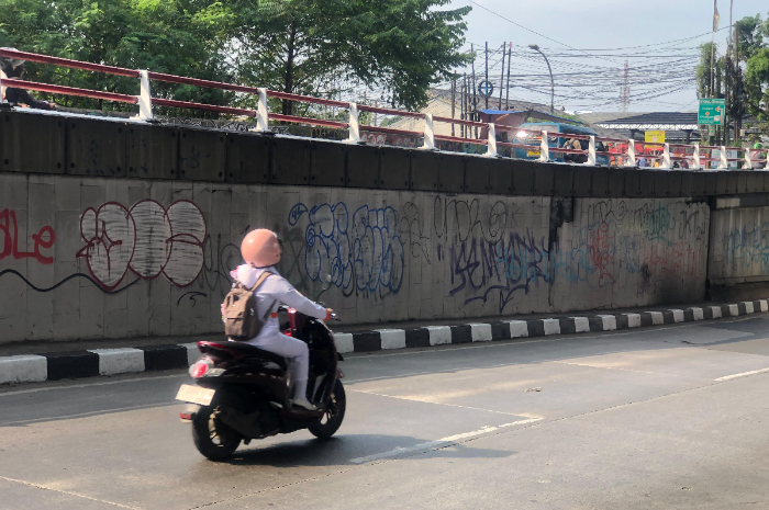 Aksi vandalisme di underpass Jalan Sholeh Iskandar Kota Bogor.
