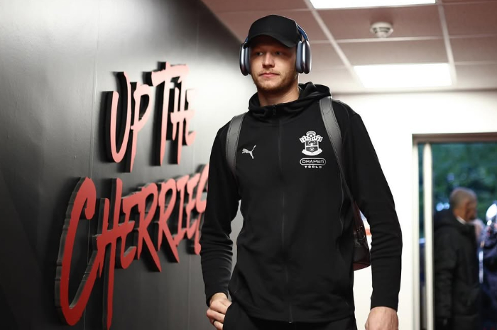 Kiper Aaron Ramsdale Gabung Newcastle United dari Southampton dengan status pinjaman