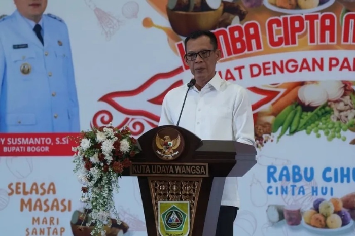 Wakil Bupati Bogor saat menghadiri acara lomba B2SA