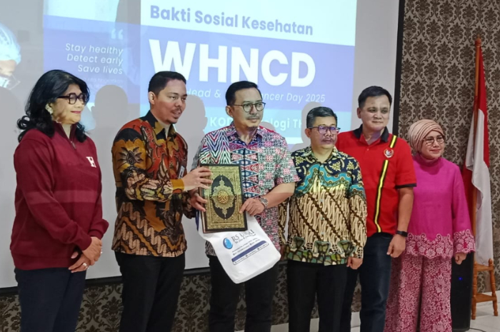 Rumah Sakit UMMI mengadakan operasi gratis bagi pasien penderita kanker leher dan kepala belakang, Sabtu dan Minggu 2-3 Agustus 2025.