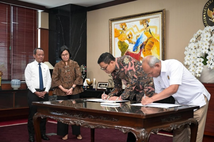 Pertemuan Menteri Keuangan Sri Mulyani dan Menteri ESDM Bahlil Lahadalia yang menghasilkan kesepakatan kerja sama.