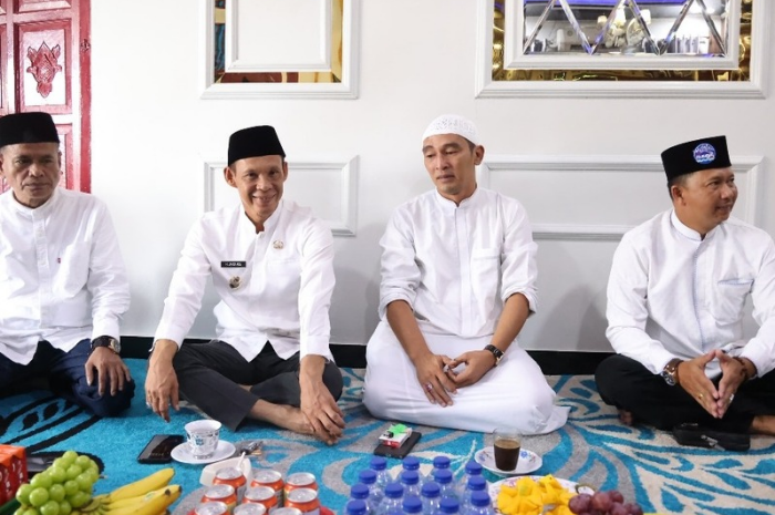 Wakil Bupati Bogor saat melaksanakan Jumling di Desa Dayeuh, Cileungsi