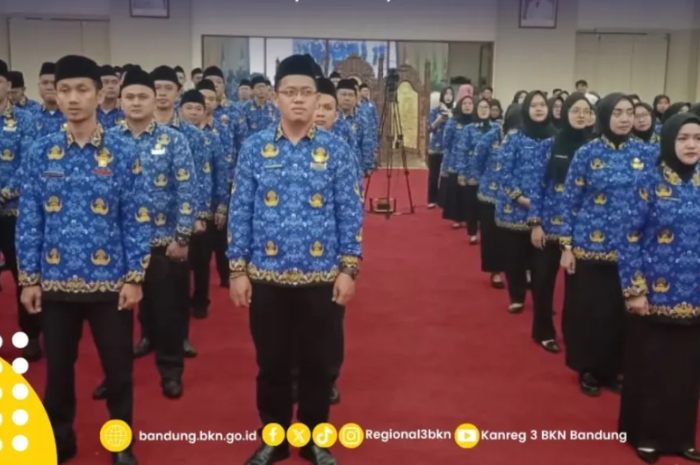 Ilustrasi: PPPK di lingkungan Pemprov Banten saat menerima SK Pengangkatan&nbsp;beberapa waktu lalu.&nbsp;