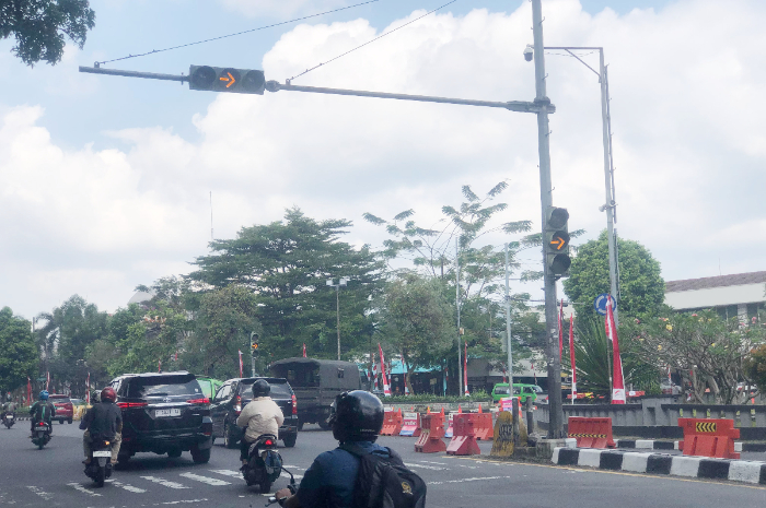 Kondisi terkini trafic light di Simpang Ekalokasari Bogor.