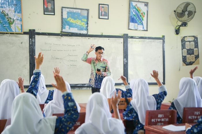 Ilustrasi daftar peserta PPG Guru 2025 Tahap 1