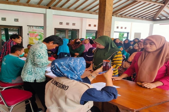 KPM penerima bansos PKH, BPNT, dan PBI JKN
