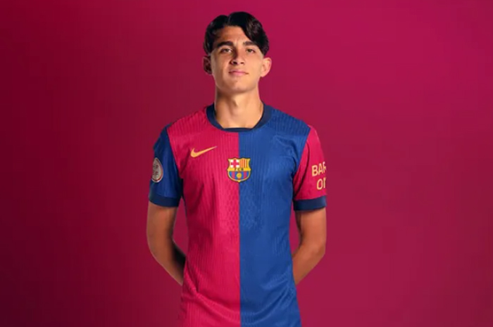 Foto profil Toni Fernandez di laman resmi Barcelona. Musim 2025-2026, ia diprediksi bakal naik kelas ke tim inti Blaugrana.