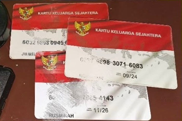 Ilustrasi KKS: Penyebab dana PKH dan BPNT tidak masuk ke rekening setelah ganti kartu KKS.