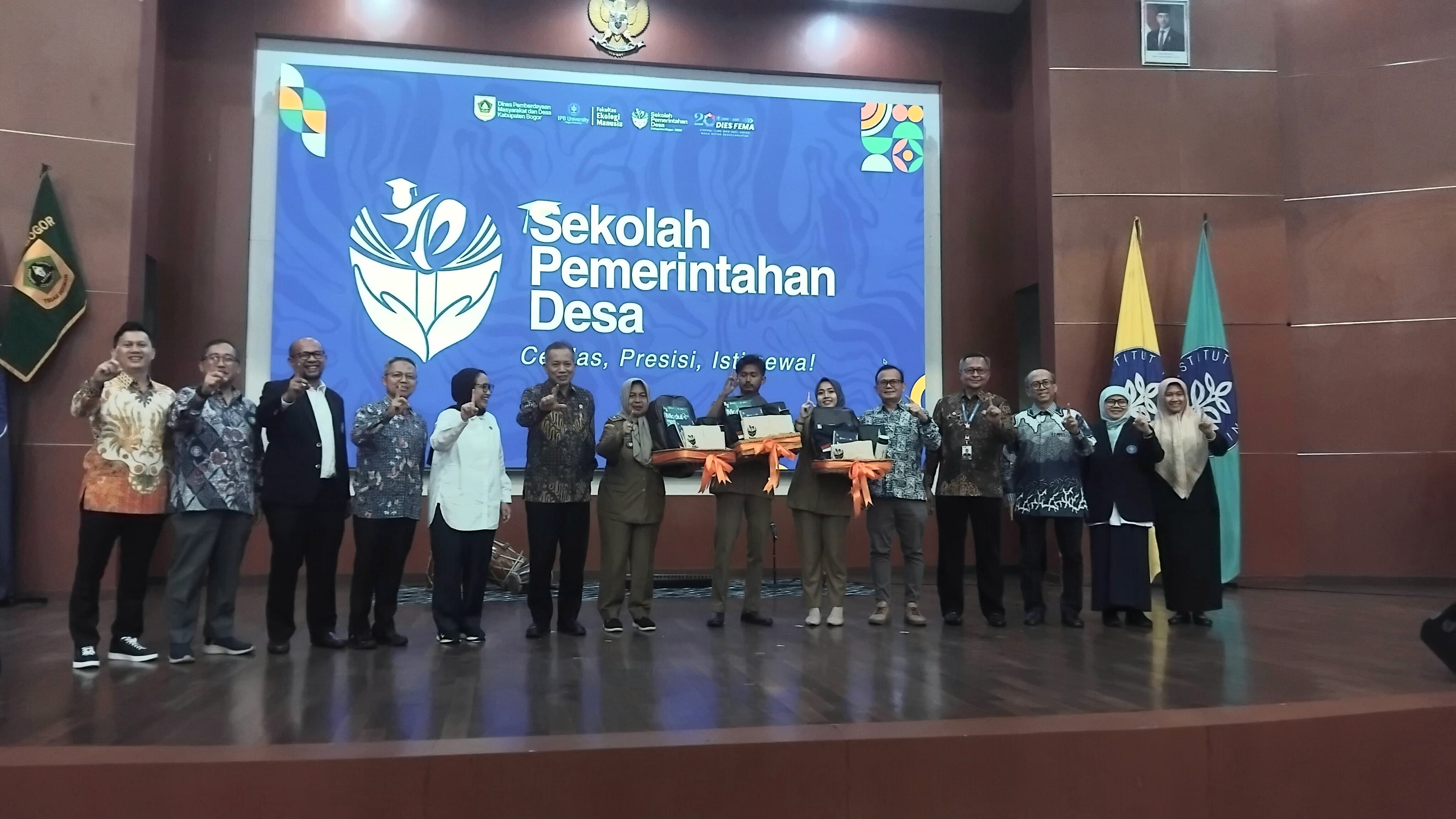 IPB University dan Pemkab Bogor meluncurkan Sekolah Pemerintahan Desa (SPD) Angkatan V di Dramaga, Kabupaten Bogor.