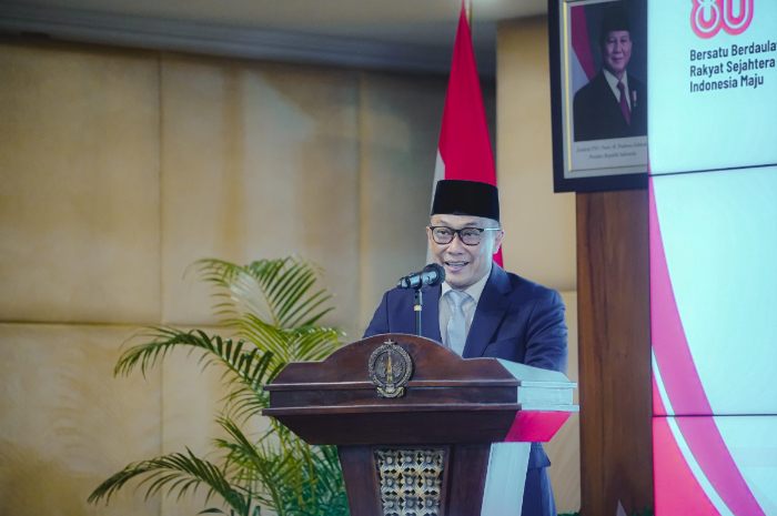 Kepala BKN Zudan Arif Fakrulloh&nbsp;saat menghadiri pengukuhan Kepala Kantor Regional I Badan Kepegawaian Negara (BKN) yang berlangsung di Gedung Pracimosono, Yogyakarta beberapa waktu lalu.