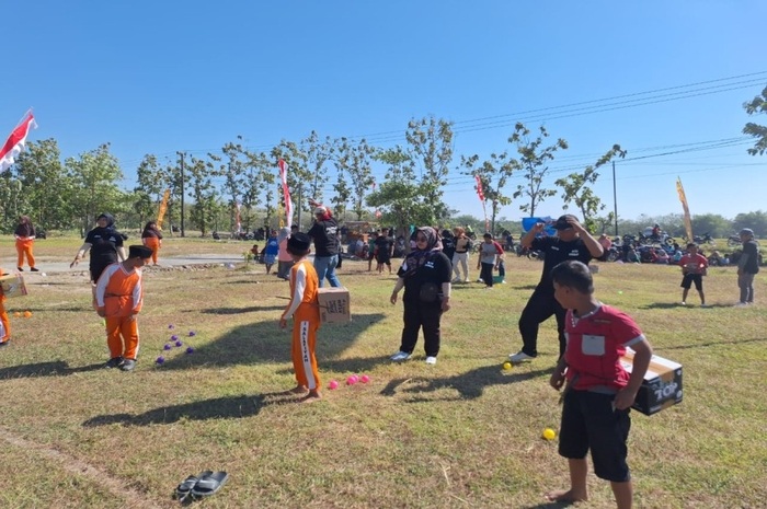 Perayaan HUT RI dengan berbagai lomba