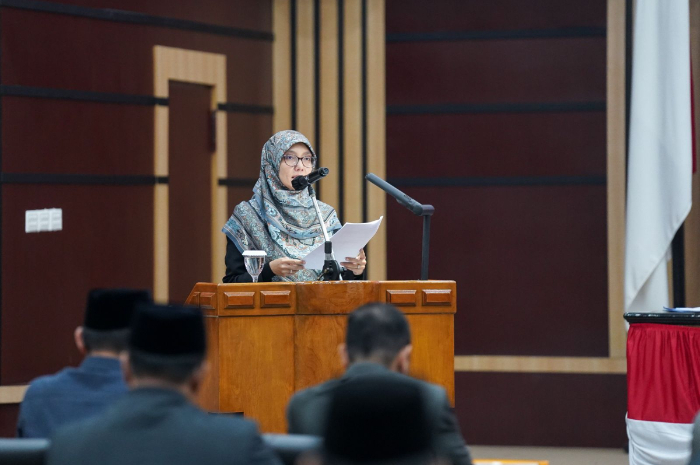 Ketua Badan Pembentukan Peraturan Daerah (Bapemperda) DPRD Kota Bogor, Anna Mariam Fadhilah, menjelaskan revisi Perda Pajak dan Retribusi Daerah.