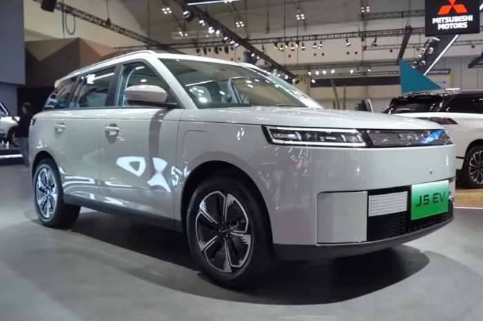 Jaecoo J5 EV, SUV listrik asal Tiongkok