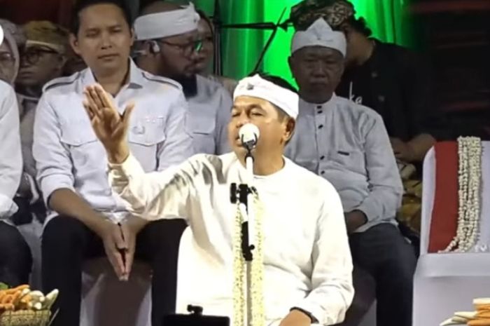 Gubernur Jawa Barat Dedi Mulyadi mengingatkan orang tua agar tidak terlalu memanjakan anaknya.&nbsp;