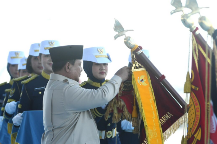 Presiden Prabowo melantik dan mengukuhkan beberapa Panglima dan Satuan Baru TNI.