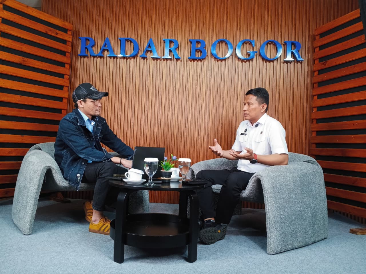 Kepala BPN Kota Bogor, Akhyar Tarfi saat Podcast Radar Bogor, Selasa 12 Agustus 2025.